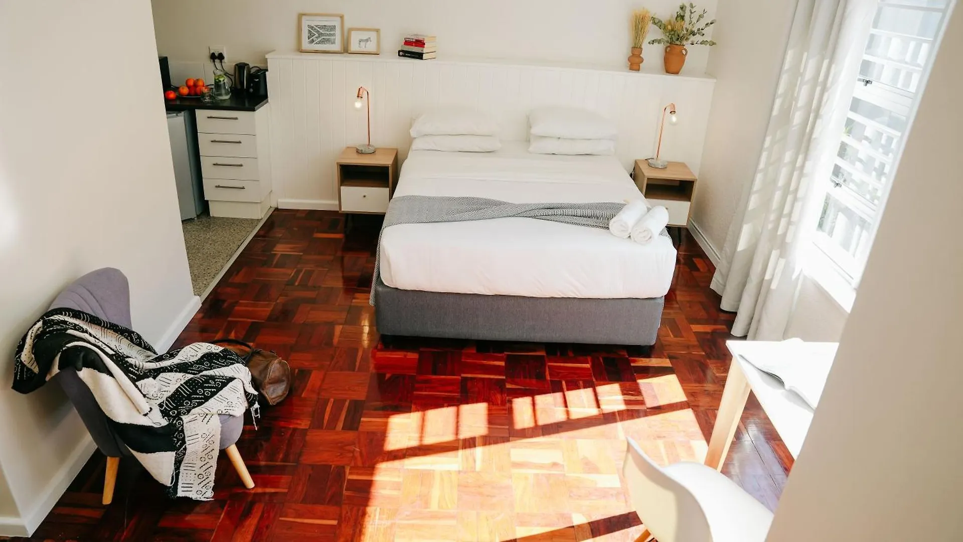 Hostel Curiocity Kloof Street Cape Town