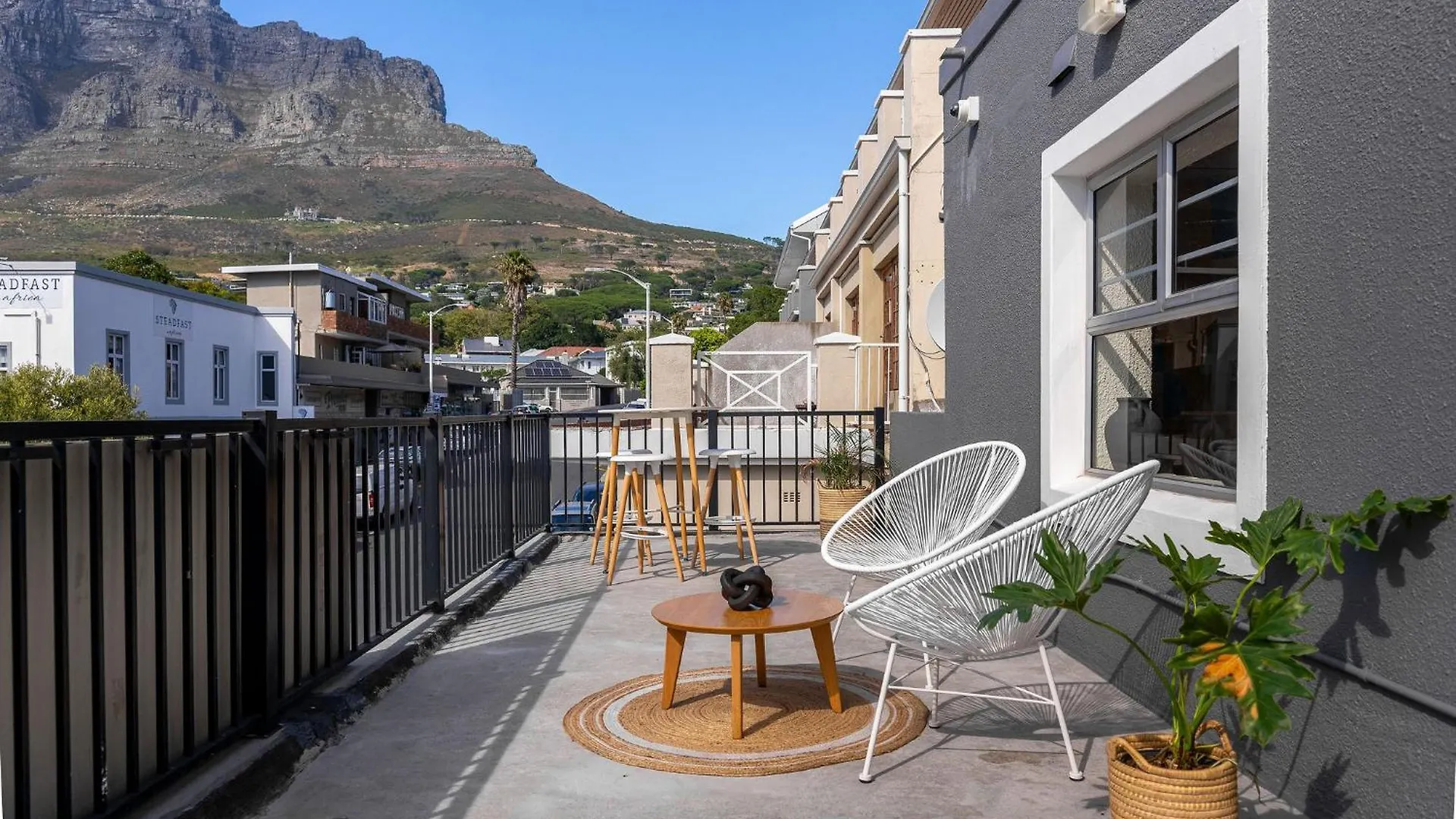 Curiocity Kloof Street Cape Town Hostel